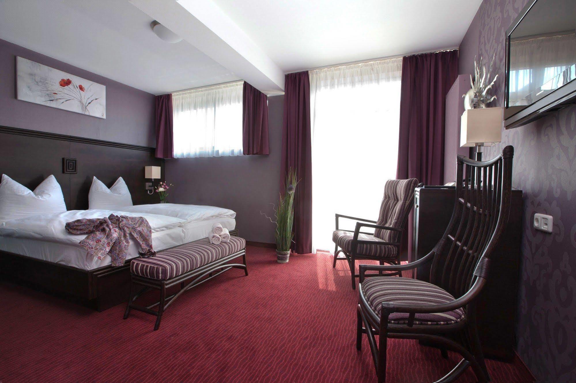 Goebel'S Hotel Aquavita Бад Вилдунген Екстериор снимка